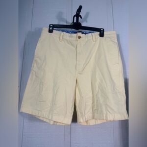 Chaps Men’s Chino Shorts Yellow Flat Front Shorts Size 38 EUC